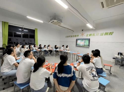 凝新聚力，筑梦前行 新教师培训结业仪式圆满落幕